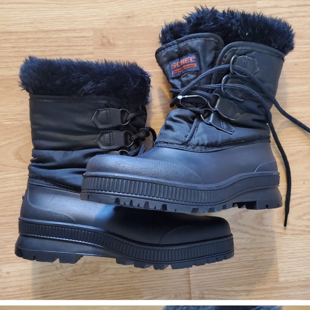 Women’s 90s Sorel Kaufman Canada snow boots